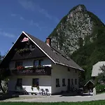 Joze Pekovec Διαμέρισμα *