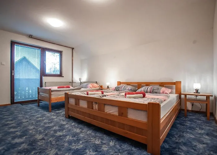 Joze Pekovec 아파트 *