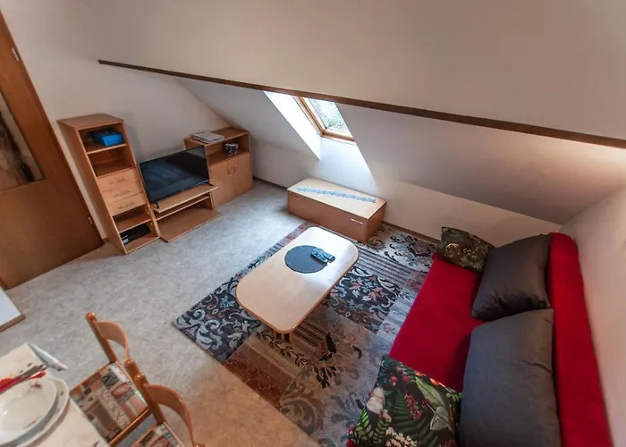 아파트 Joze Pekovec *